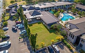 Tanoa Waterfront Hotel